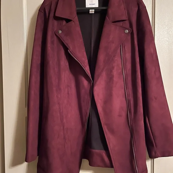 Old Navy Women's Plum Faux Suede Moto Jacket - Picture 3 of 9